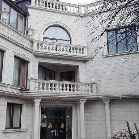 Deluxe Family Apartment